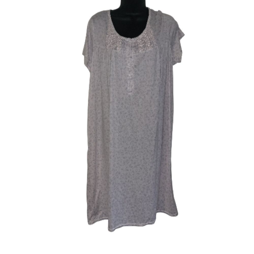Laura Ashley Light Pink And Light Gray Floral Nightgown Size M
